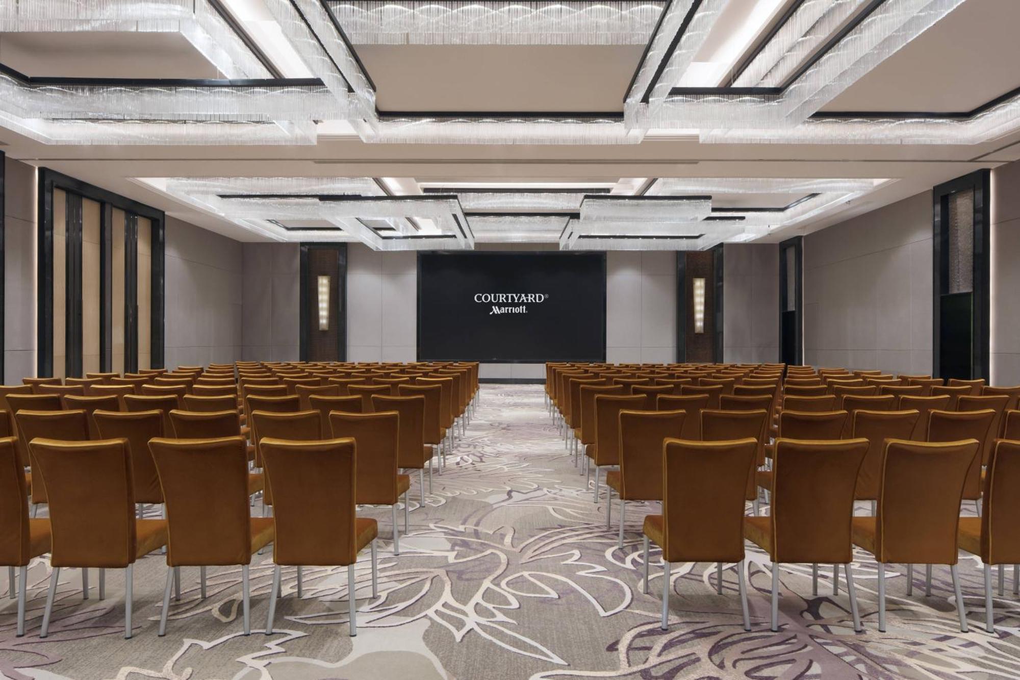 Hotel Courtyard By Marriott Zhengzhou Airport Exterior foto